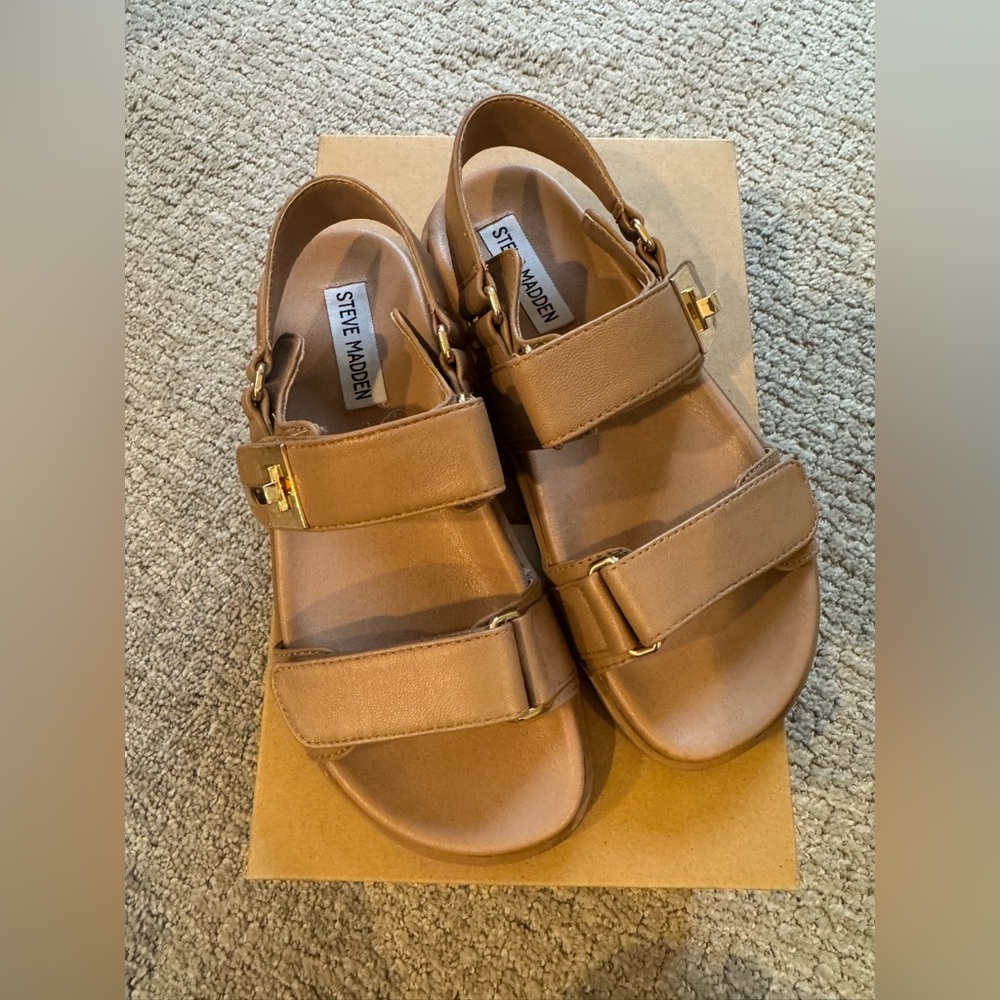 Steve Madden tan leather sandals sz 5